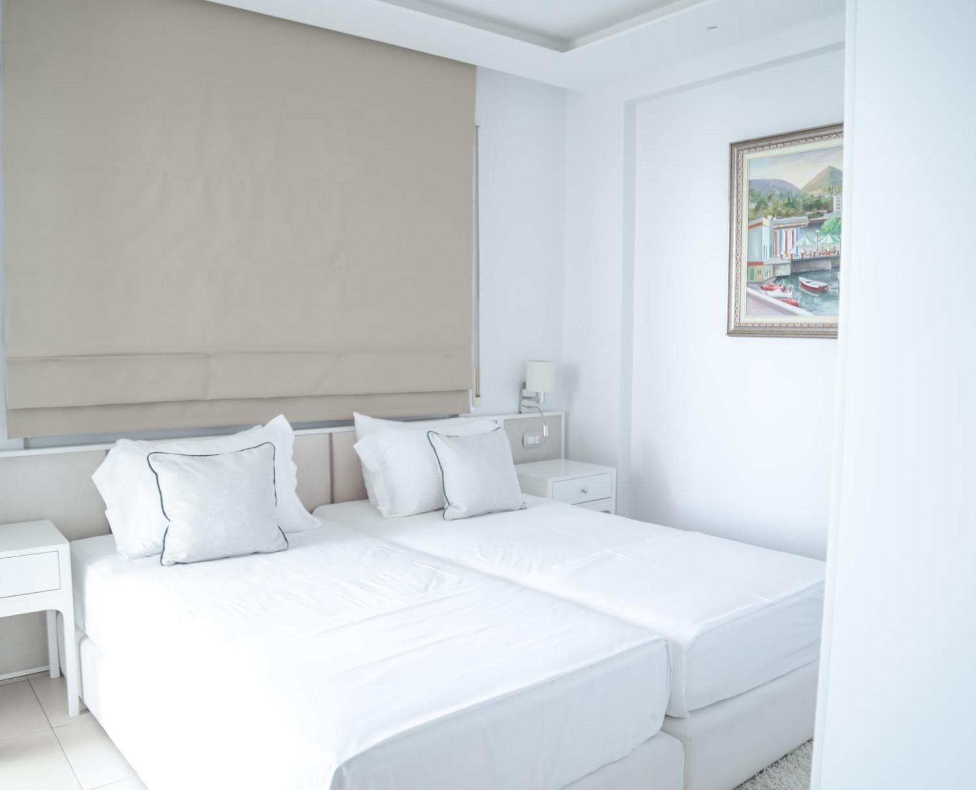 Limani Deluxe Apartments Sarande Exterior photo